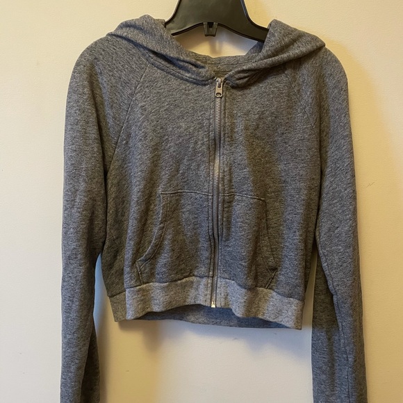 Cropped sweater - Picture 1 of 2